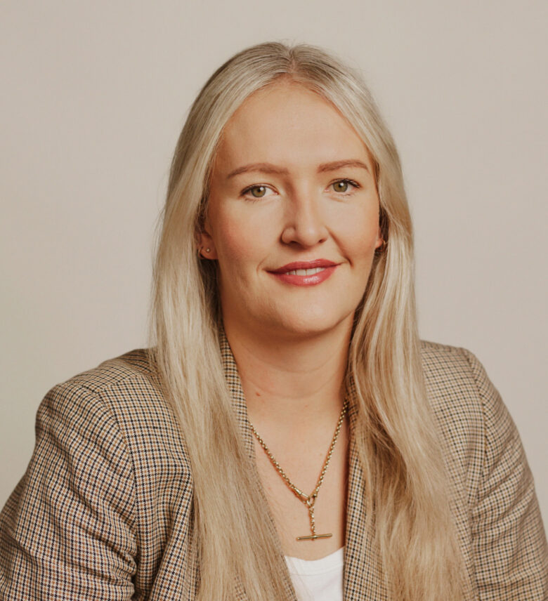Stephanie Legh