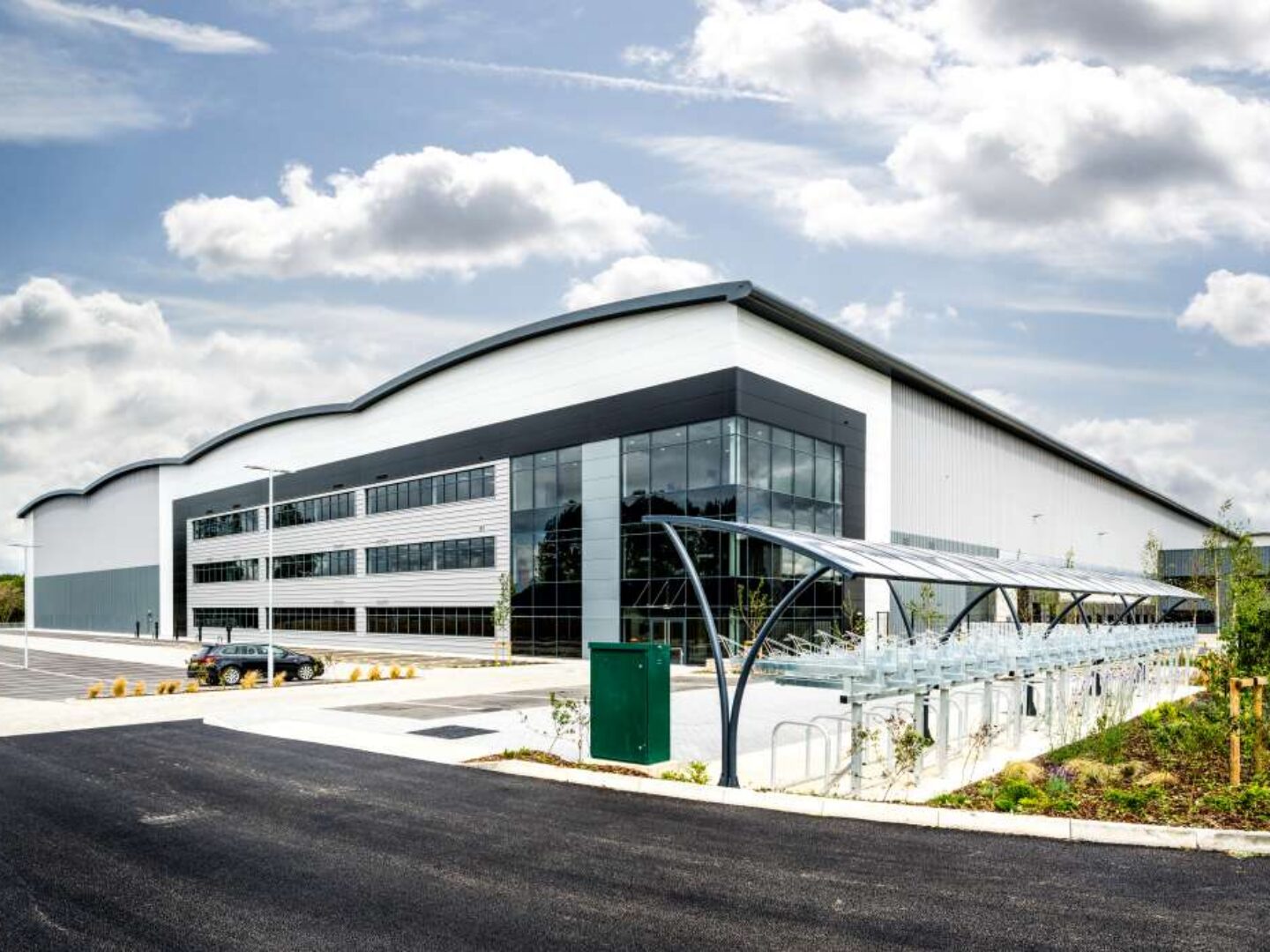 Cain Secures £350m Refinancing of Prime Logistics Portfolio from KKR